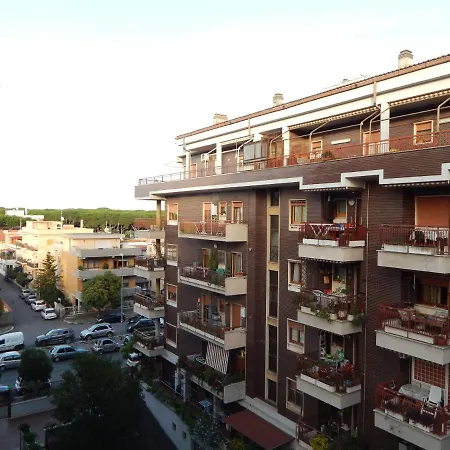 A Casa Di Raphael Apartmán Lido di Ostia